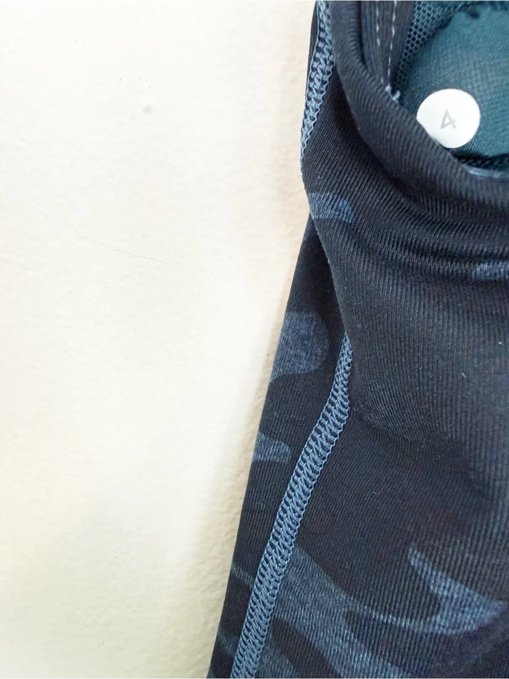 Lululemon Power Y Blue Camouflage Tank Top Size 4
